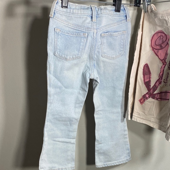 Old Navy Light Blue Kids Jeans with Floral Embroidery - Picture 4 of 4